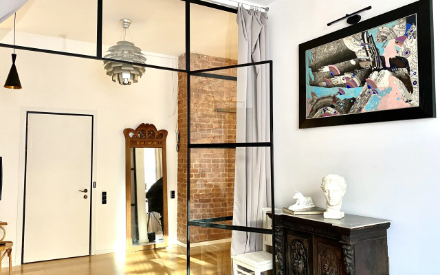 Квартира Art Tolstoy House