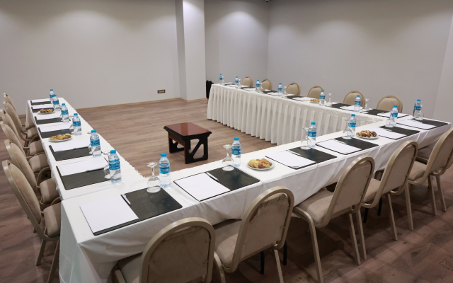Nova Plaza Crystal Hotel & Spa
