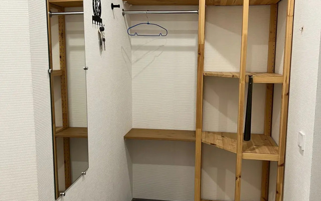 Mustang Apartments