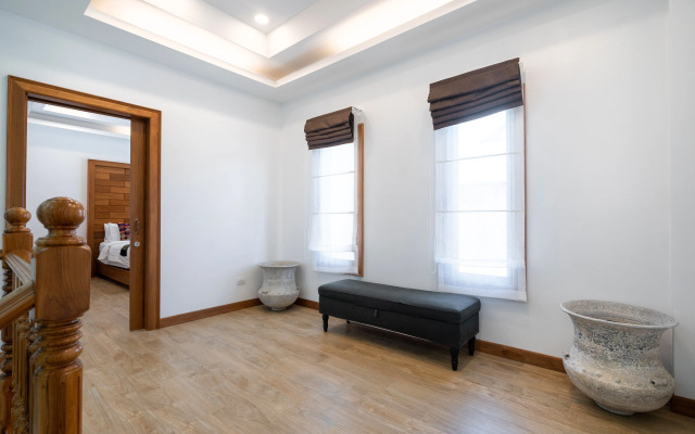 Luxury Villa Private Pool and Parking V6 Villa