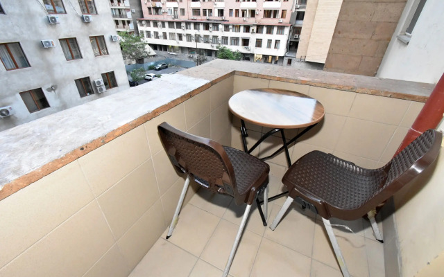 Celaf Apartment