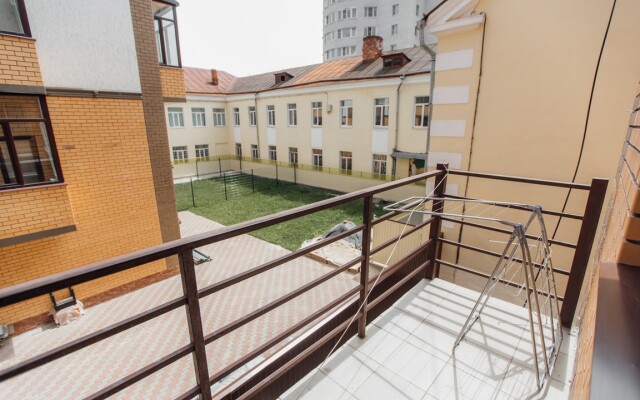 Trekhkomnatnye apartamenty ekonom na 8 spalnykh mest  Apartments