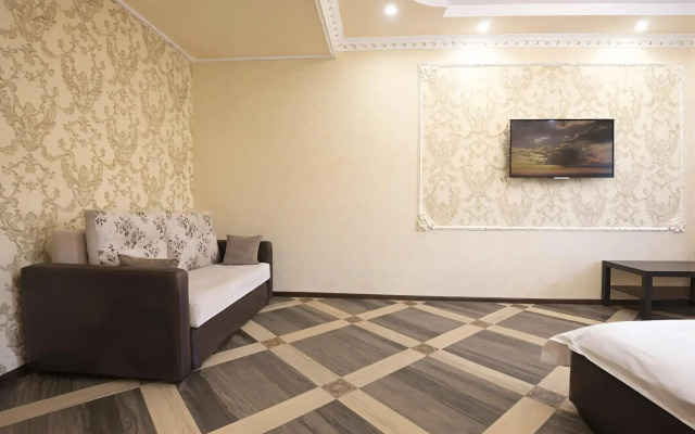 Апартаменты Евро2 в Самом Центре До 6 Гостей Октябрьская, 181/2  Заселение 24/7