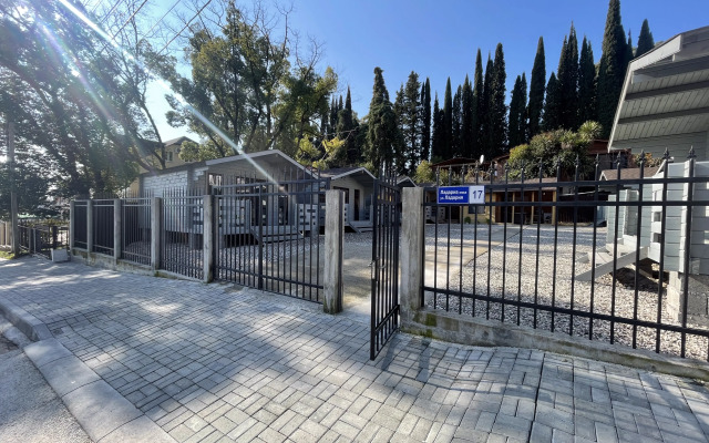 Lakraa Hotel