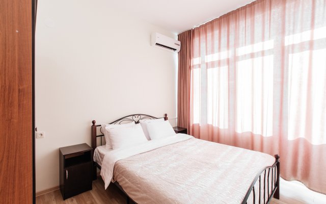 Red Kramskogo Florenciya Apartments