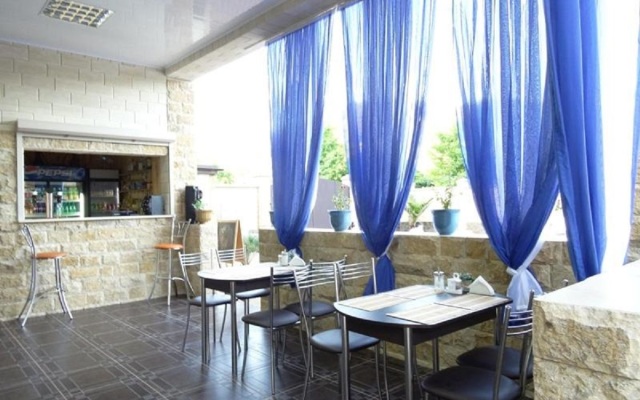 Zolotoy Lev Guest House