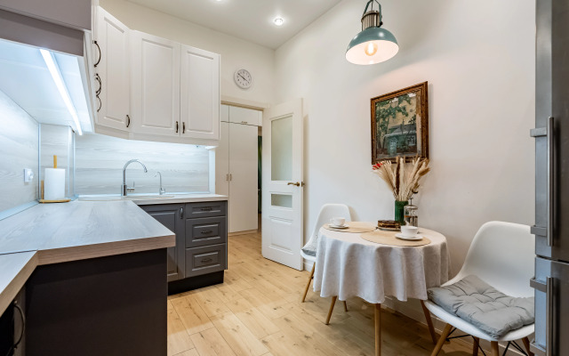 Апартаменты Sergeew Apartments 3-х комнатный Делюкс на Набережной Макарова