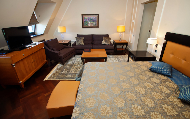 Hotel Pontos Plaza