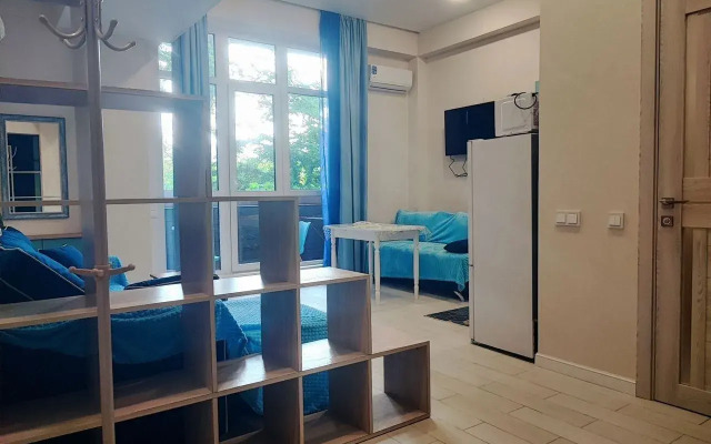 S Lodzhiey i Vidom na Les Flat