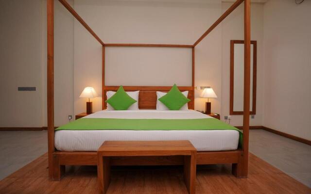 Breeze Pasikudah Resort Hotel