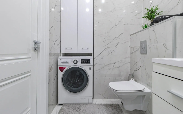 Svetlye I Uyutnye Ryadom S Botanicheskim Sadom Apartments