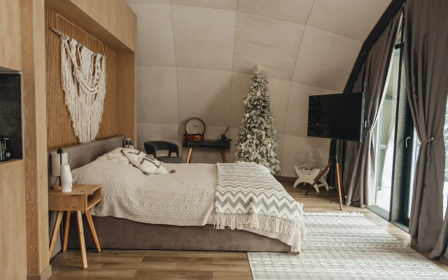 Gory Cottage
