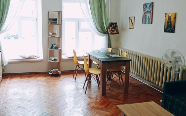 Квартира Светлая и уютная в бывшем особняке князя Трубецкого