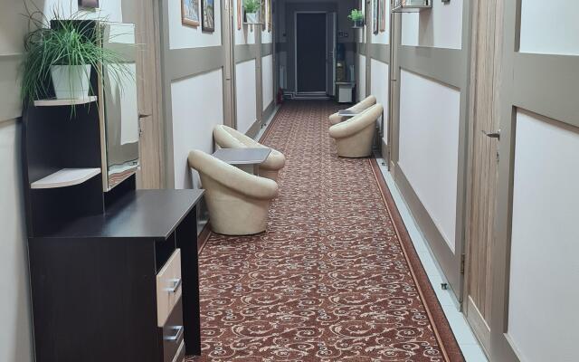 Отель Гостиничный Комплекс Алмаз