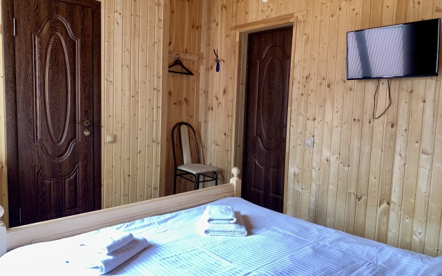 Kyarcha Guest House