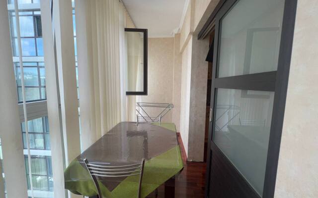U Morya Vozle Parka Rivyera Apartments