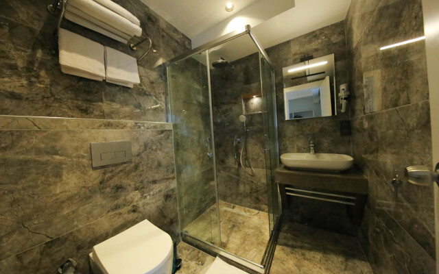 Axu Airport Hotel