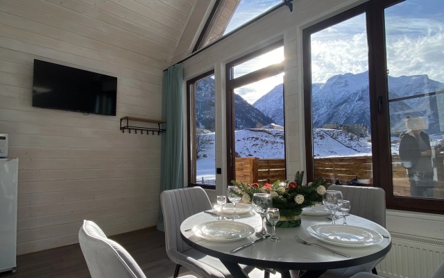 Domik V Gorakh Chalet