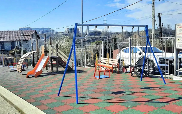 Апартаменты с Панорамными Окнами и Красивым Видом