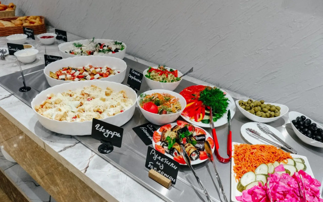 Sedymoye Nebo Hotel