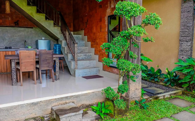 Dukuh Villa