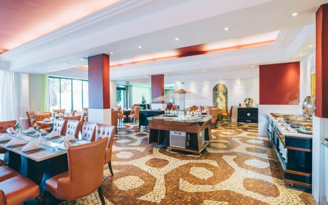 Grand Muthu Forte da Oura Hotel
