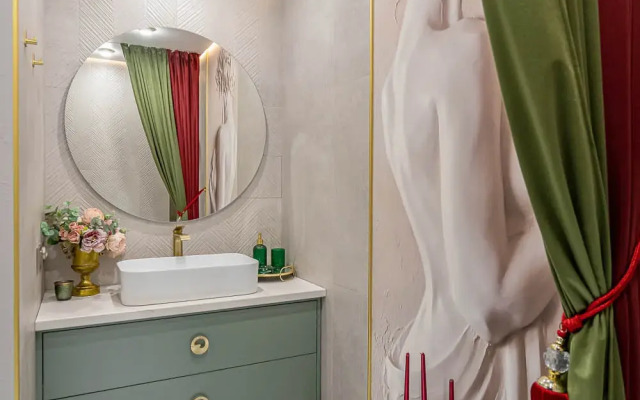 4-room VIP dlya 8 gostey Apartment