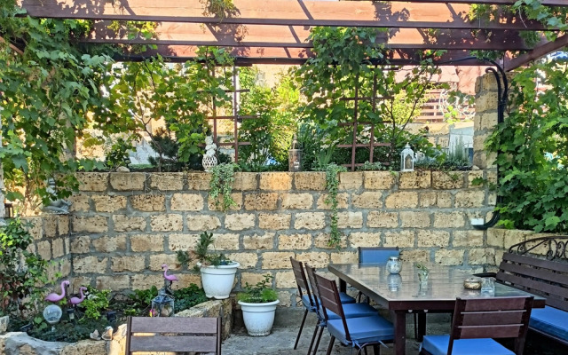 Частный Дом на Вишневом Переулке 19