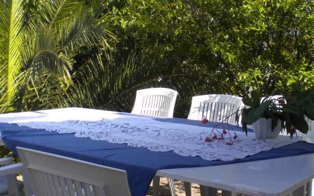 Lastavica Apartments