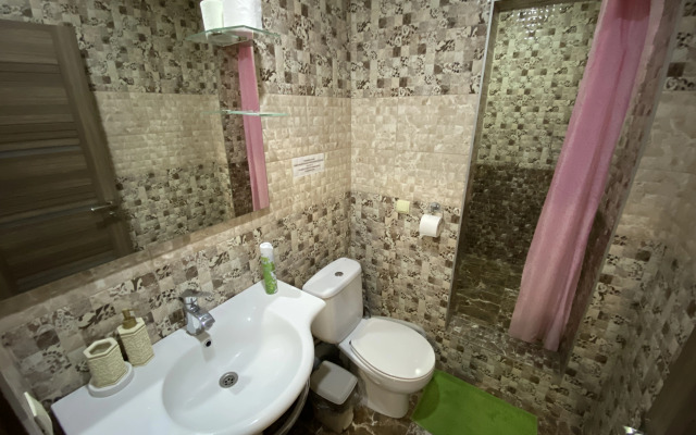 Studiya S Basseynom I Zonoy Dlya Barbekyu Apartments
