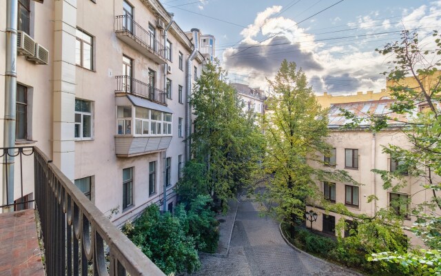 3 Spalni U Manezhnoy Ploschadi 8 gostei Apartments