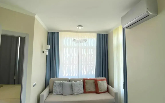 Aysberg S Vidom Na Khram S Balkonom Apartments