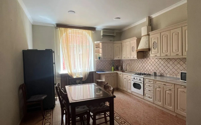 Kurortniy Guest House