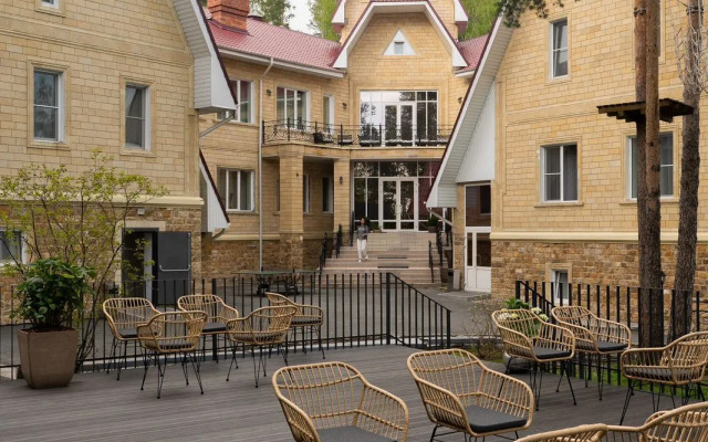 Отель Талес