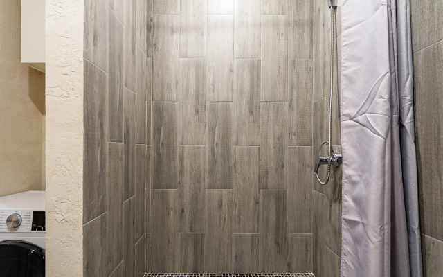 Квартира 100 Летия Владивостока 163