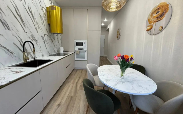 Lyuks Vozle Istochnika Apartments