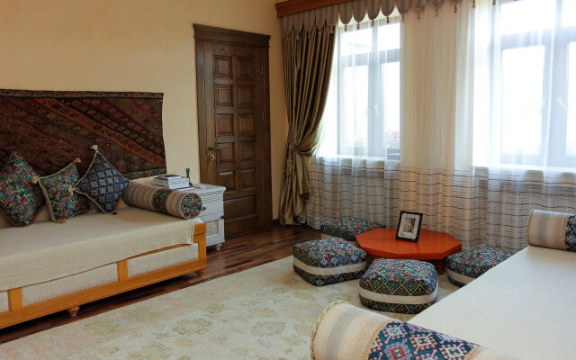 Yerkir Guest House Private house