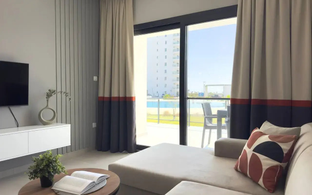 S Odnoy Spalney v Zhk Tsezar Rezort Apartments