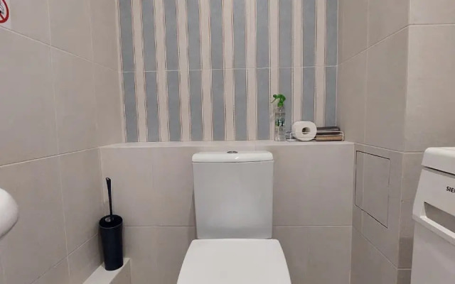 Квартира ЕвроДвушка Аксакова 81/1 на 17 Этаже до 7 Чел