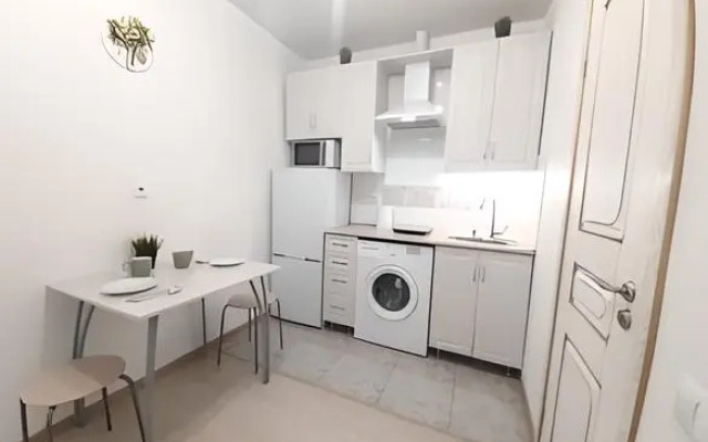 5 Gor Apartments