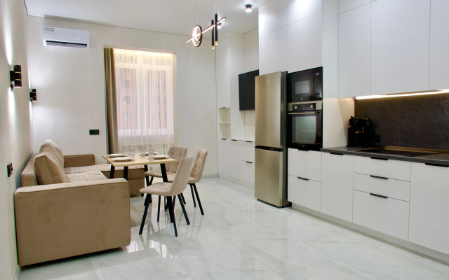 V Tsentre Goroda Flat