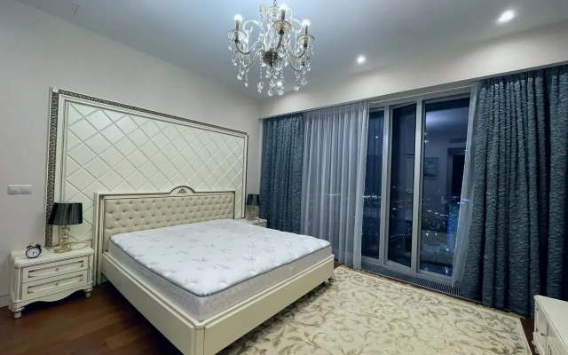 3-Kh Komnatnye V Bashne Oko Moskva Siti Apartment