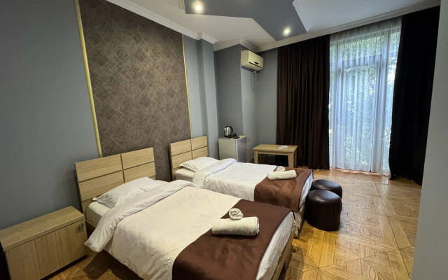 Elite Hotel