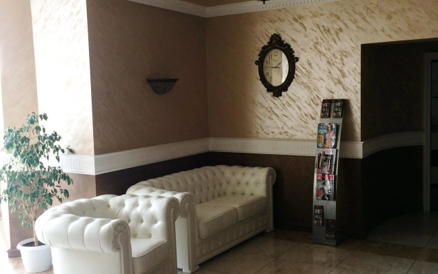 Отель Империал