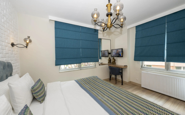 The Marions Suite Hotel