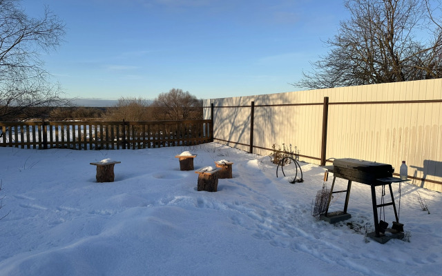 Частный дом Над Рекой