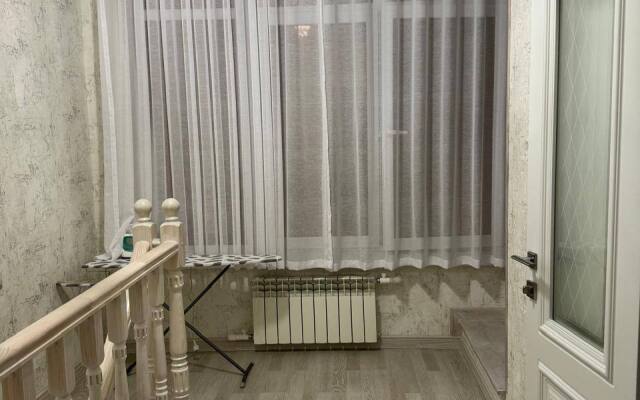 Частный Дом Дом в Центре