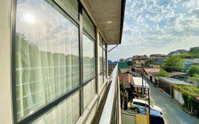 Solo Guest House