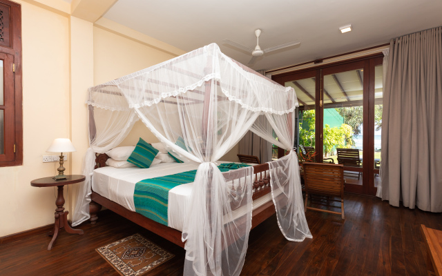 South Point Ocean 8 bedroom beach front Villa