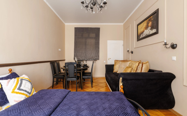 Апартаменты Лофт у Площади Восстания 2 спальни